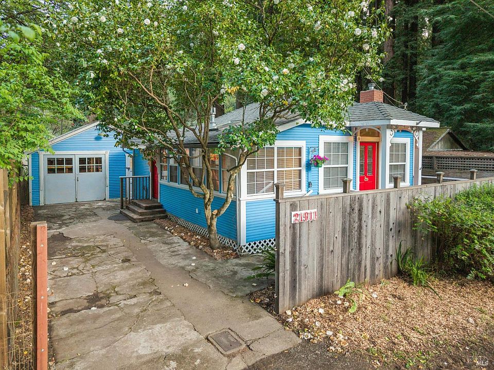 1st image of 21911 Russian River Ave