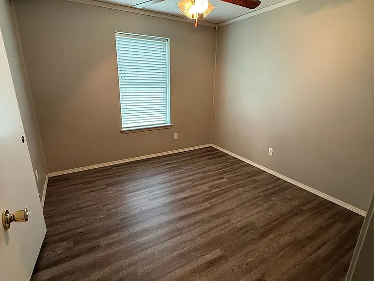 1309 Grand Oak Dr — Photo 6