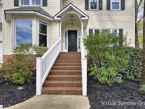3rd image of 223 Rock Rd