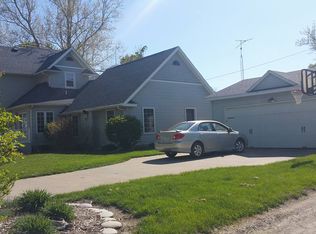 602 W Monroe St, Washington, IA 52353