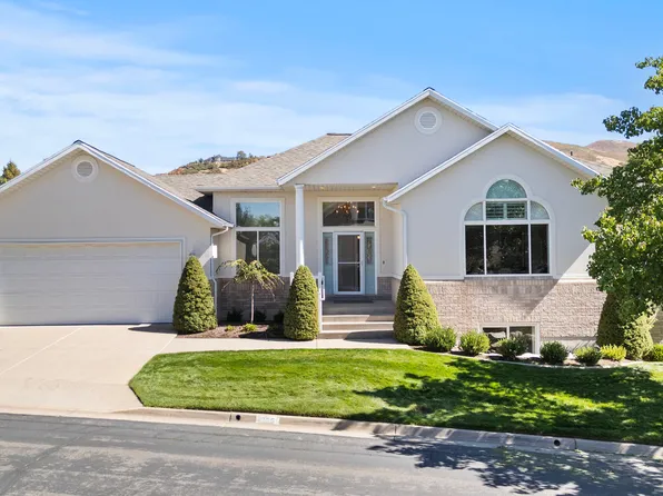 275 S Eagle Way, North Salt Lake, UT 84054