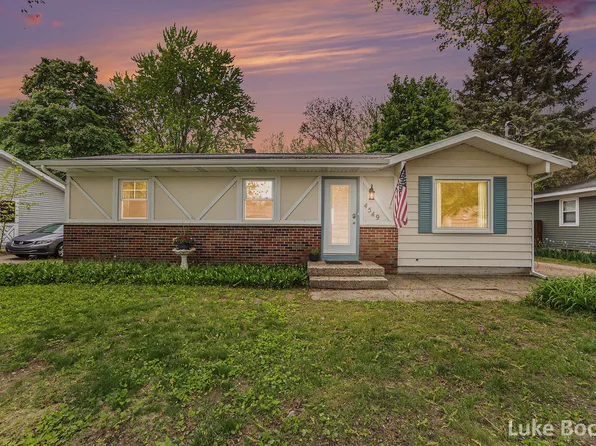 4549 Valleyridge Ave SW, Wyoming, MI 49519