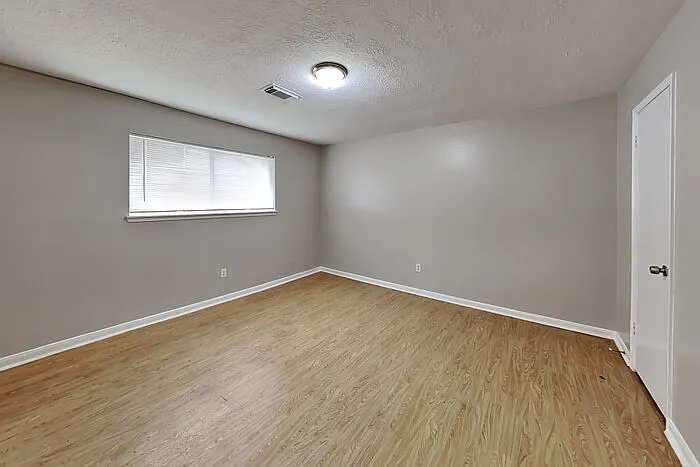 4313 Lariat Dr — Photo 12