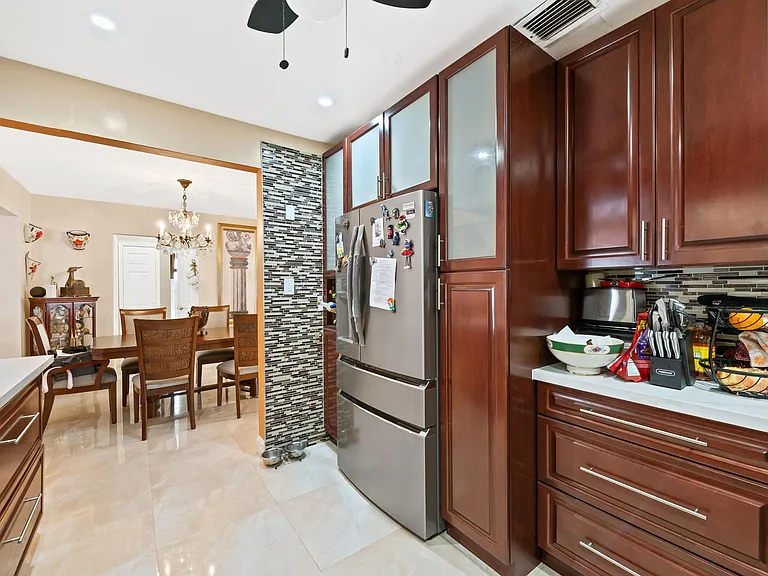 7649 Kismet St — Photo 12