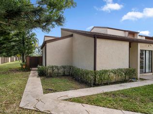 3504 Tamarack Trl, West Palm Beach, FL 33406