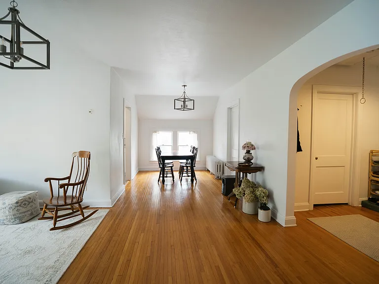 2399 Robinwood Ave — Photo 18