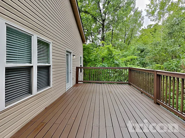 1765 Bridgecrest Dr — Photo 22