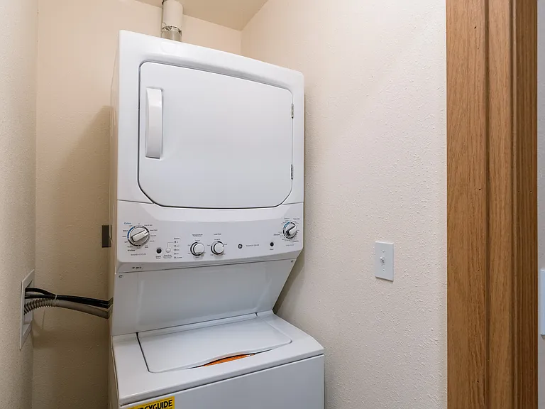 Fargo, ND Westwood Apartments | Laundry