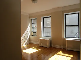 Rented by Rita S Citrin, LREB