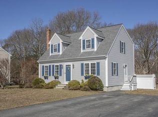 32 McIntosh Dr, Taunton, MA 02780