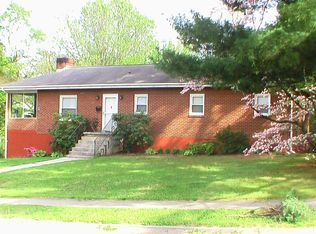 1950 Avon Rd SW, Roanoke, VA 24015