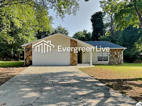 333 Park Ridge Cir, Riverdale, GA 30274