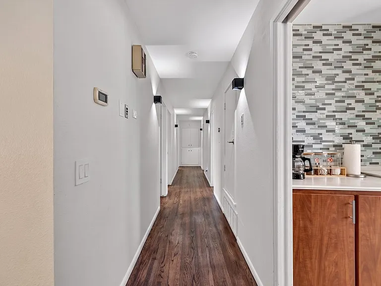 7107 Carriveau Ave NE — Photo 10