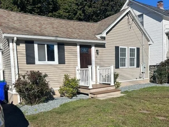 2 Eddy St, Attleboro, MA 02703