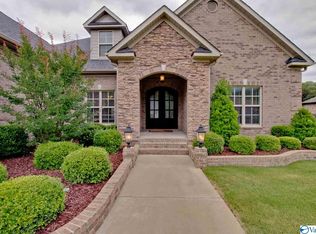 17 Taylors Brook Way SE, Owens Cross Roads, AL 35748