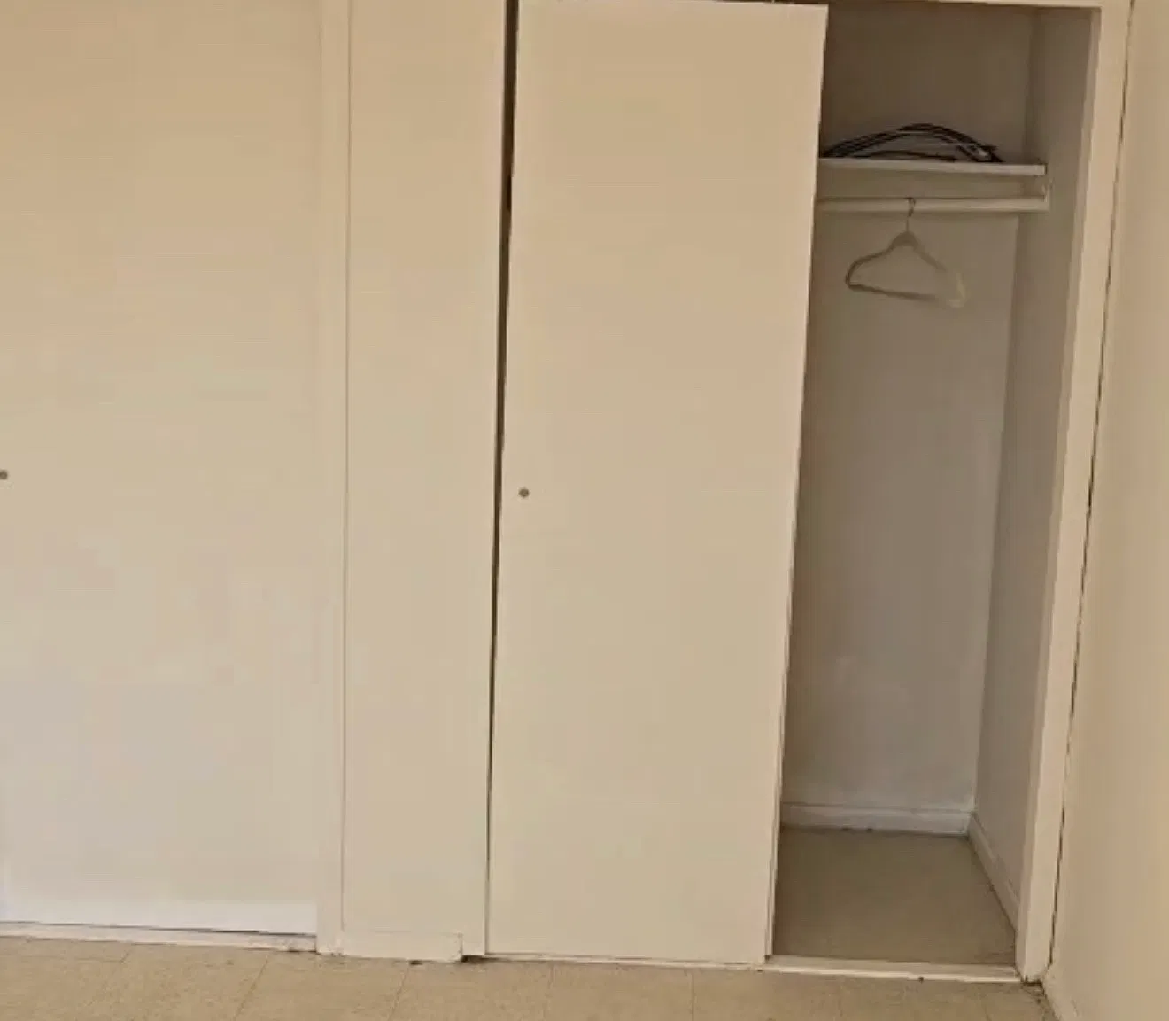 2 bed, $1,100 — Photo 4