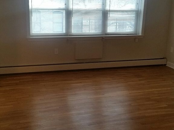 4th image of 102 Corbin Avenue # Fl 3rd