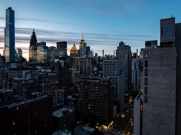 200 East 20th Street image 12 of 16