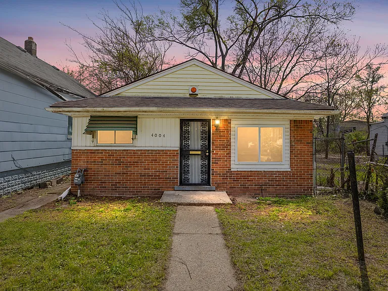 01-4004 Minnesota St, Detroit, MI 48212 - Twilight_05112026
