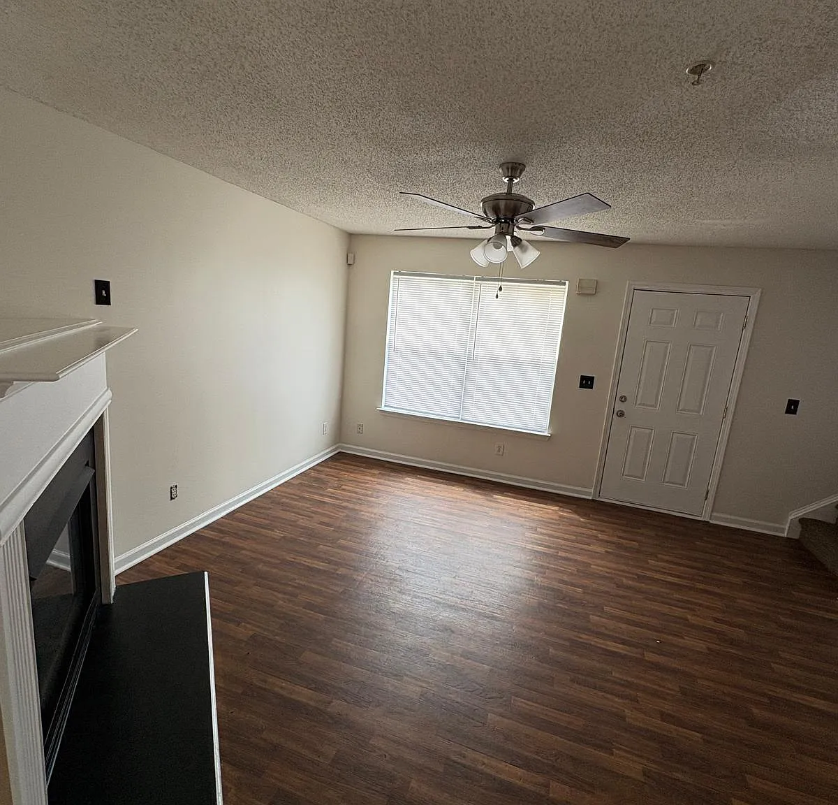 2 bed, 1150 sqft, $1,800 — Photo 3