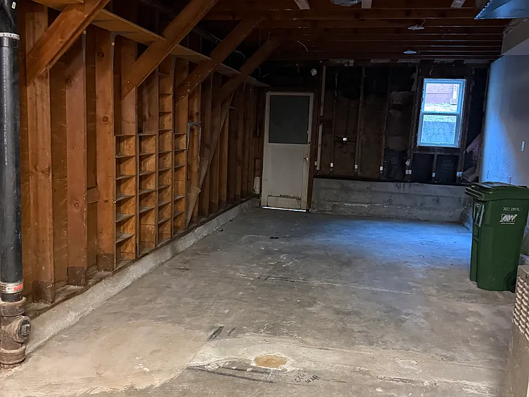 171 Alexander Ave — Photo 21