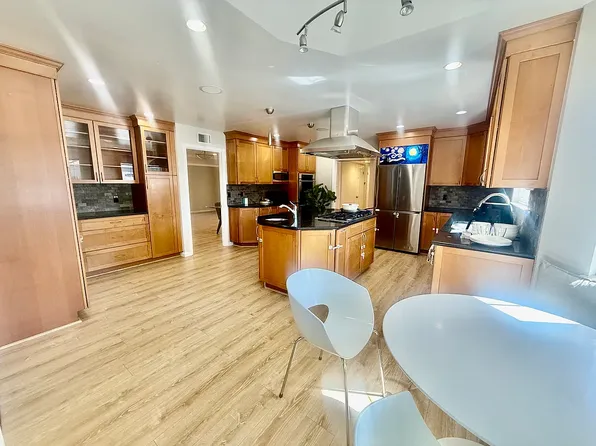 901 Azure St, Sunnyvale, CA 94087