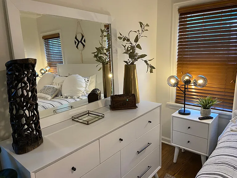 247 N Parkwood Ln — Photo 33