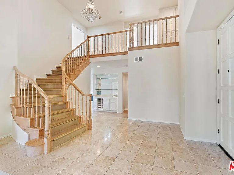 3767 Paseo Primario — Photo 7