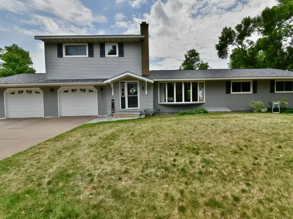 18565 Simonet Dr NW, Elk River, MN 55330