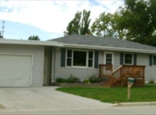 1410 17th Ave SE, East Grand Forks, MN 56721