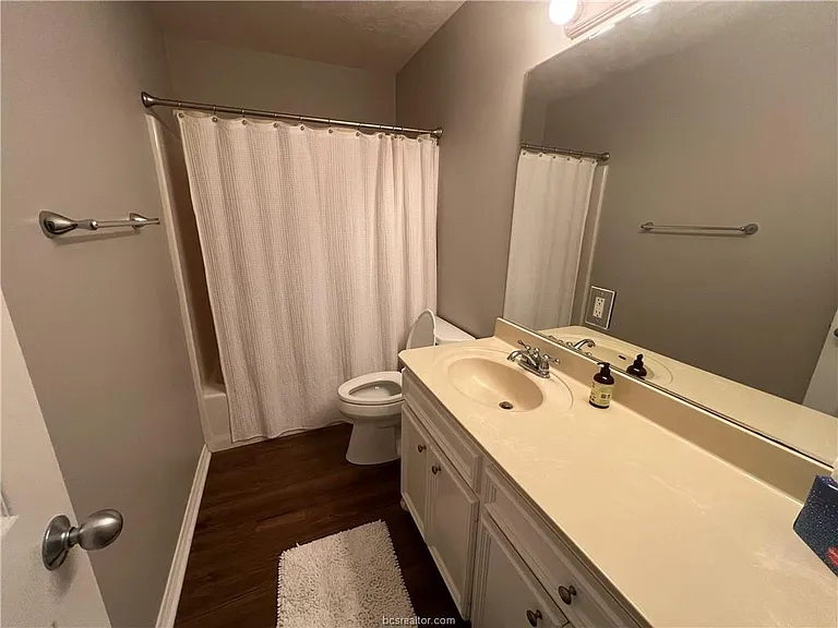 3742 Chantal Cir — Photo 9