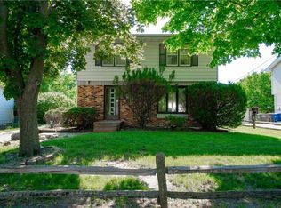 4132 E 24th St, Des Moines, IA 50317