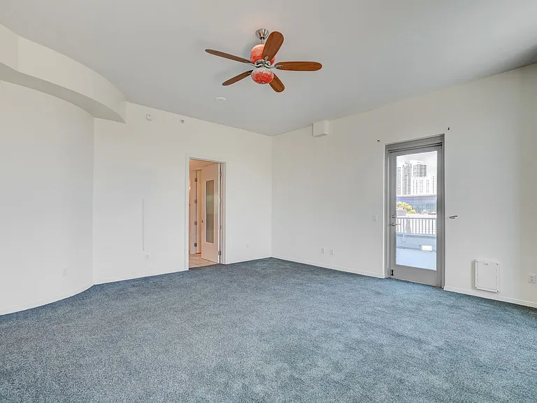 360 E Desert Inn Rd #402 — Photo 12