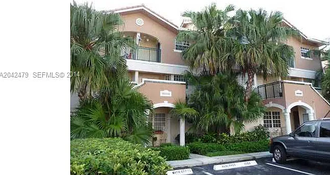 10010 Hammocks Blvd #202