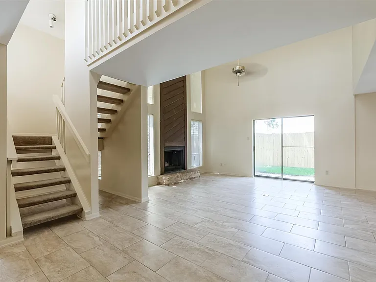 514 Shady Dale Dr — Photo 5