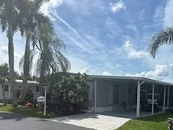 275 Glenwood Ln, Naples, FL 34112