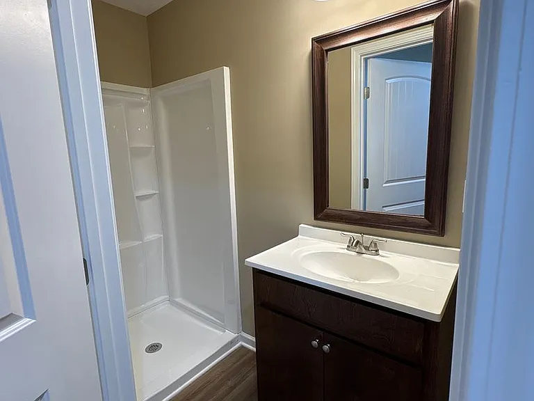 517 Weaver St #5 — Photo 7