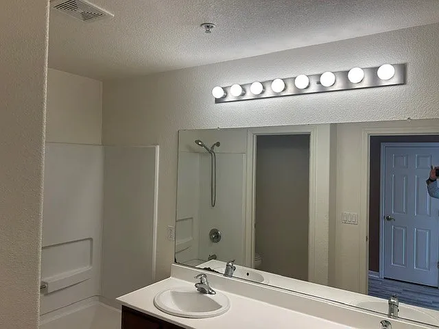 27 La Salle St — Photo 5