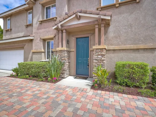 9856 Fieldthorn St, San Diego, CA 92127