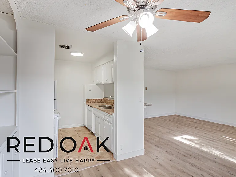 10535 Lindley Ave, — Photo 7