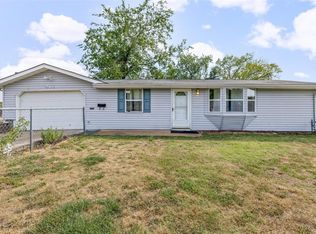 411 Redwood Dr, Festus, MO 63028