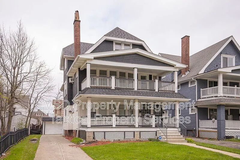 Building Photo - 12337 Chesterfield Ave #1