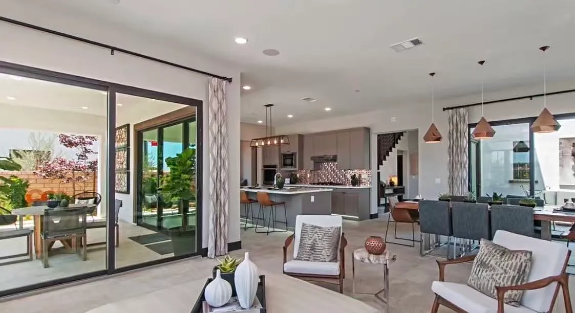 4 bed, 4.5 bath, 3607 sqft, $9,999 — Photo 1