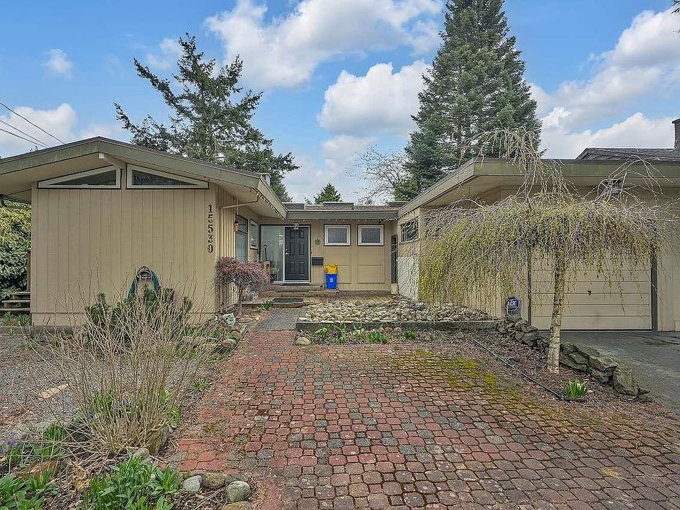 15530 Thrift Ave, White Rock, BC V4B 2L9 MLS R2859320 Zillow