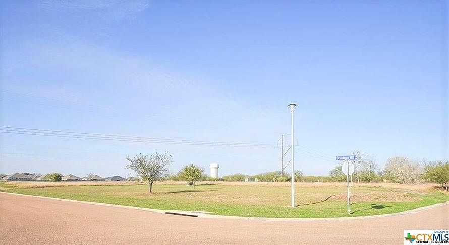 2nd image of 212 Iron Gate