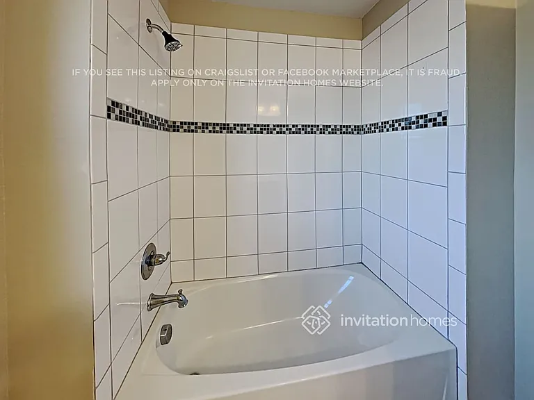 11602 Fringetree Ct — Photo 16