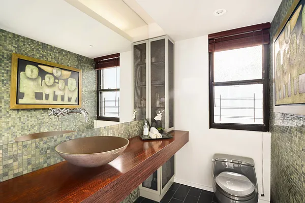 Sold by Compass | media 23