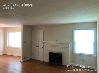 404 Branch Dr, Silver Spring, MD 20901