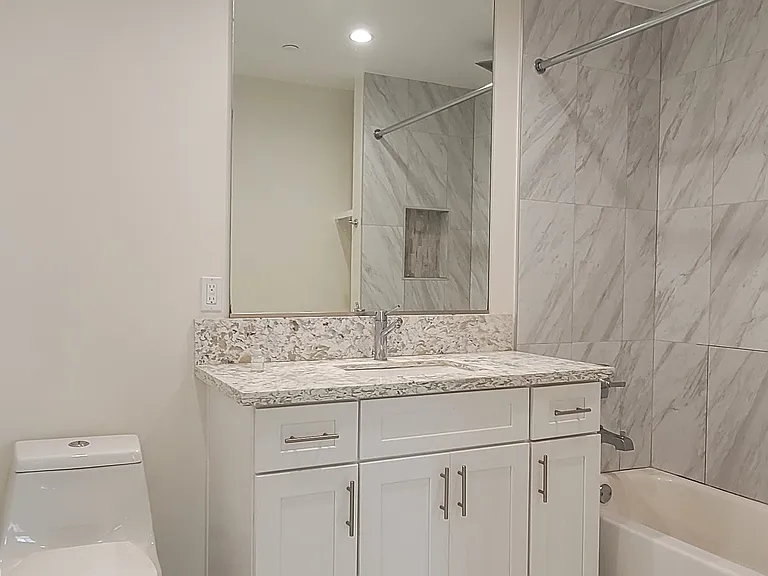 1110 Magnolia Ave #207 — Photo 13