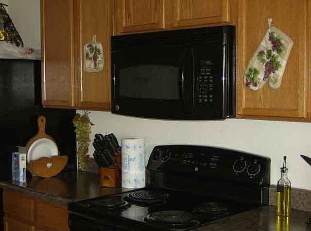 2nd image of 2407 Middle View Dr